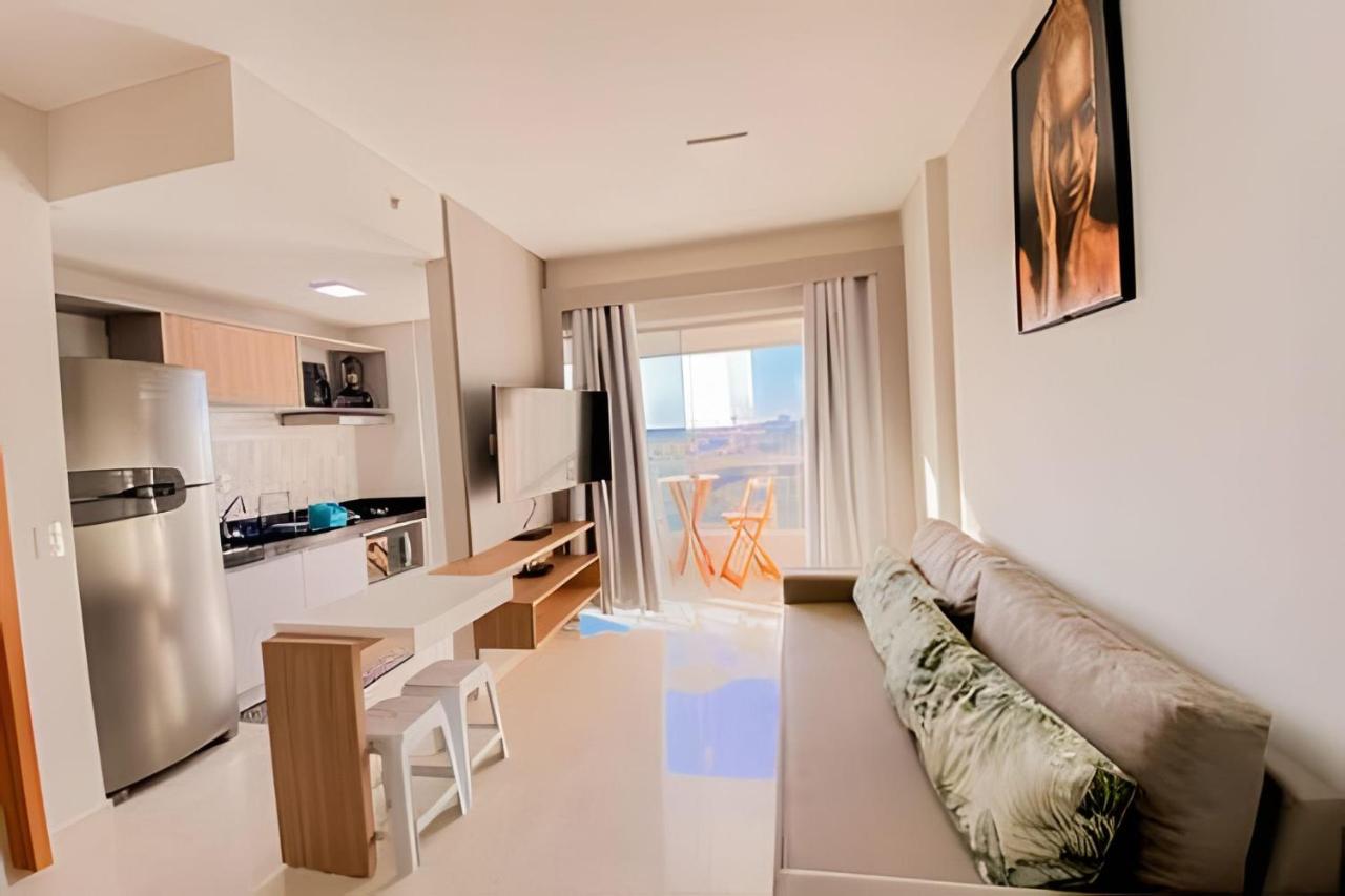 Flat com sacada e linda vista da cidade - B&B Caldas Novas