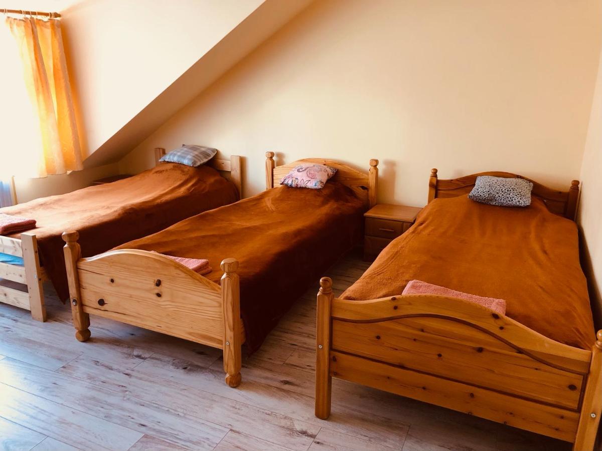 Economy Triple Room with Shared Bathroom