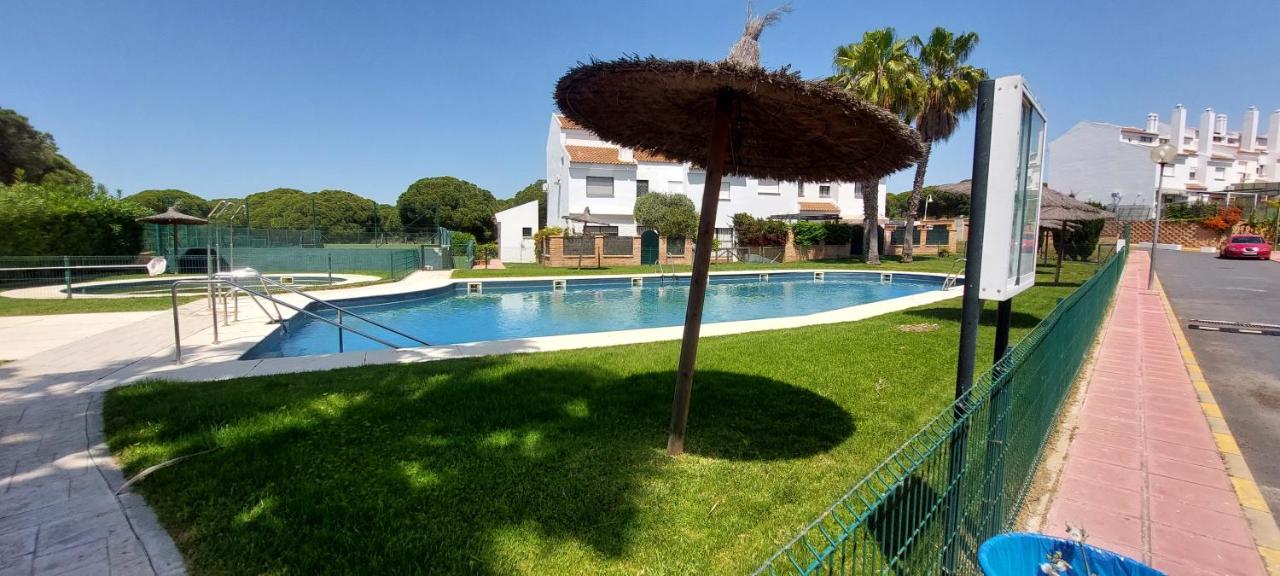 Preciosa casa con piscina y golf - B&B