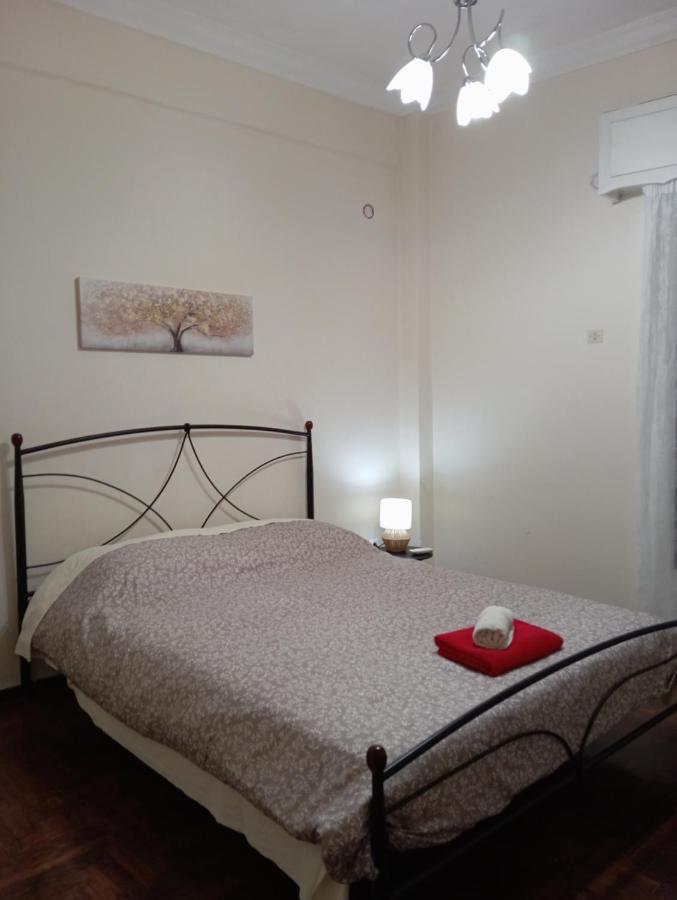Room Z for two 5' from metro - Ferienwohnung Athen