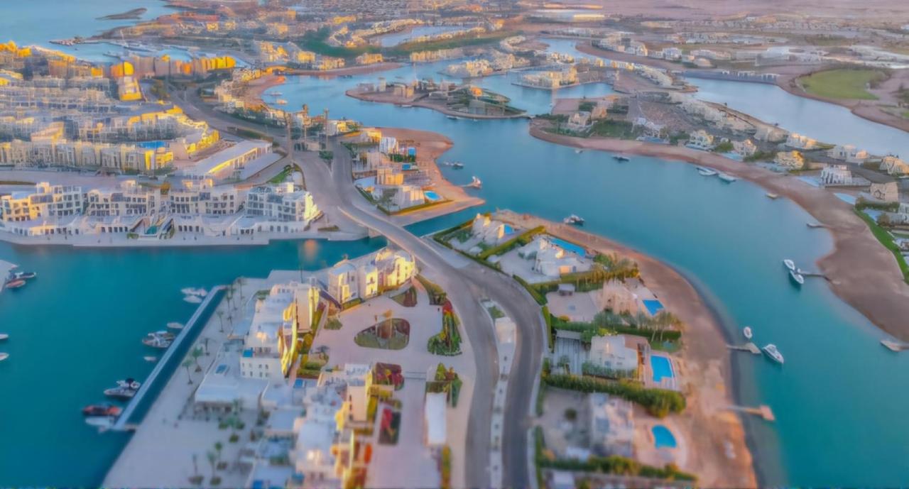 Two-Bedroom Apartment with Ocean View