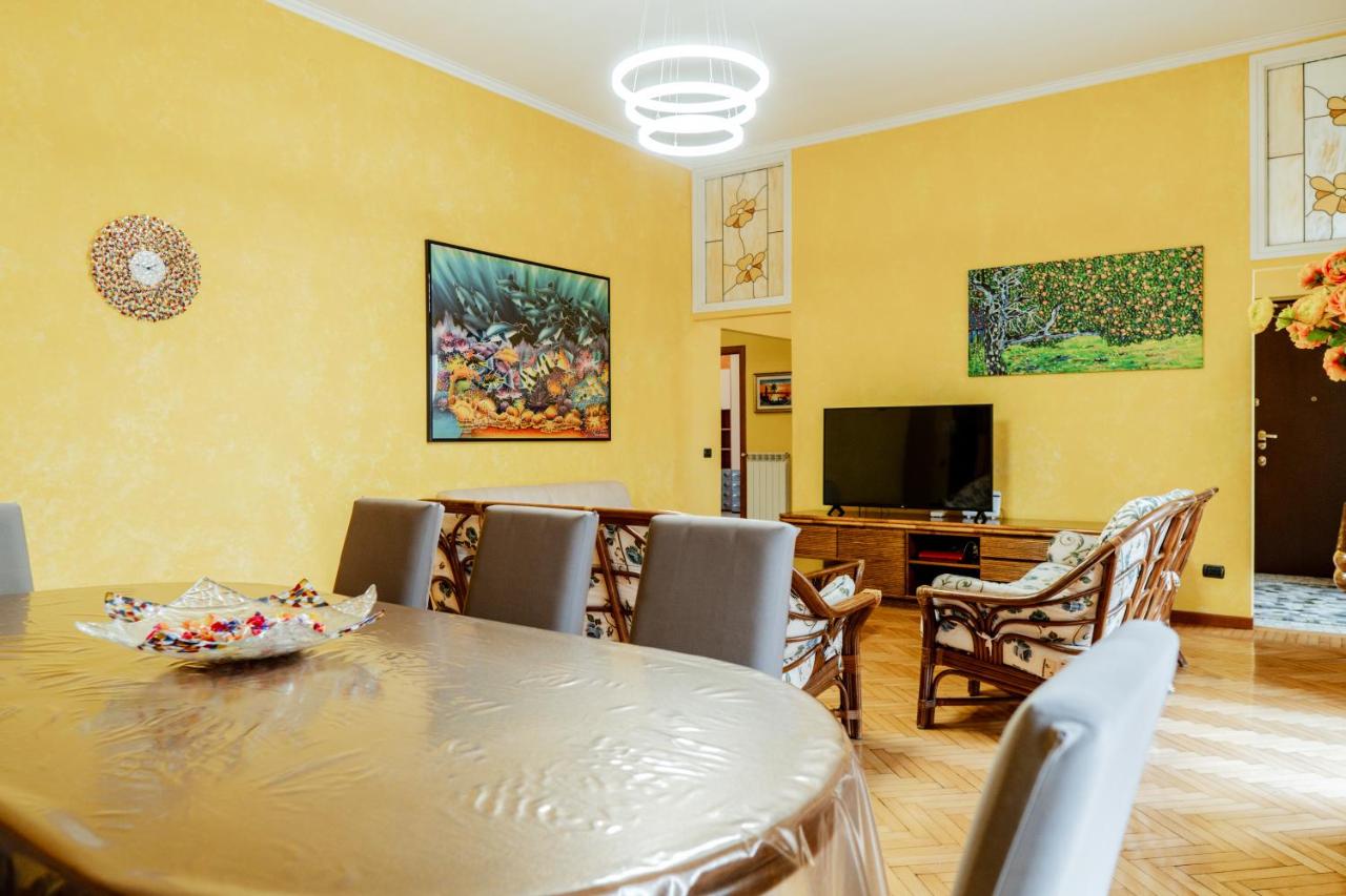 Luxe Apartment near Milano, Rho Fiera e MXP - Bed and Breakfast