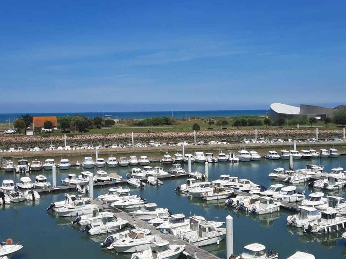 Appartement 200m de la plage, 4 couchages, parking privé - FR-1-746-19 - B&B