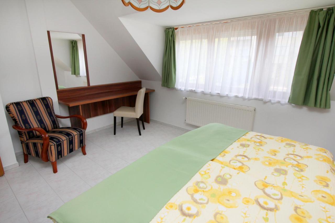 One-Bedroom Apartment (2 Adults)