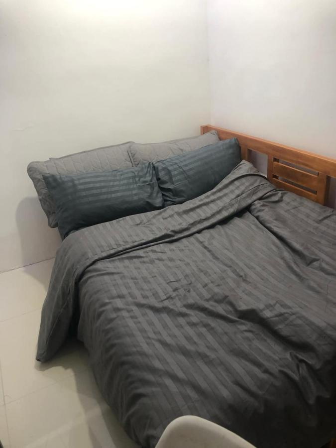 Che's Guest House with free parking - B&B