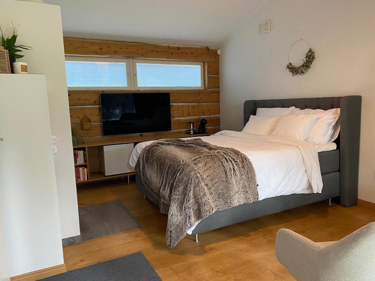 Sauna cottage in Nuuksio - B&B