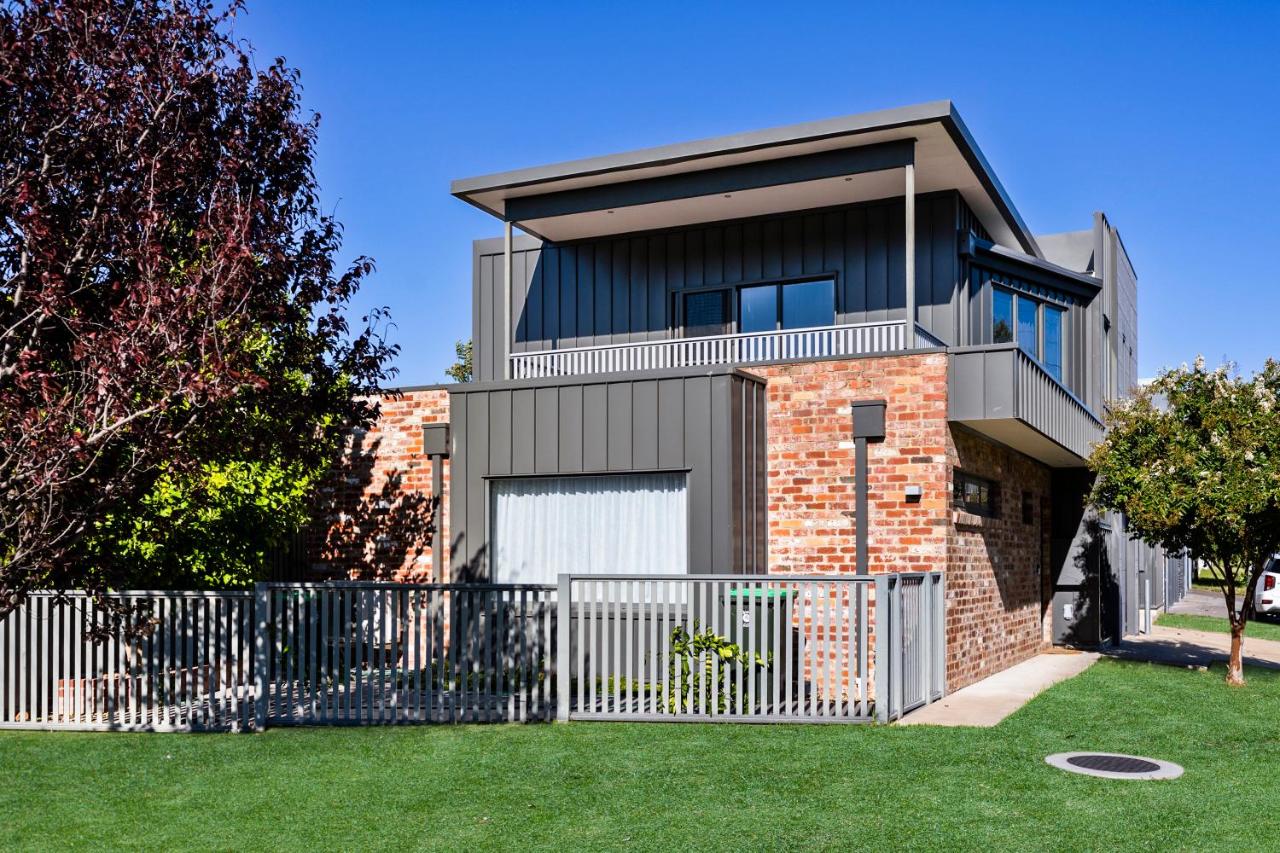 The Bright House - B&B Bendigo