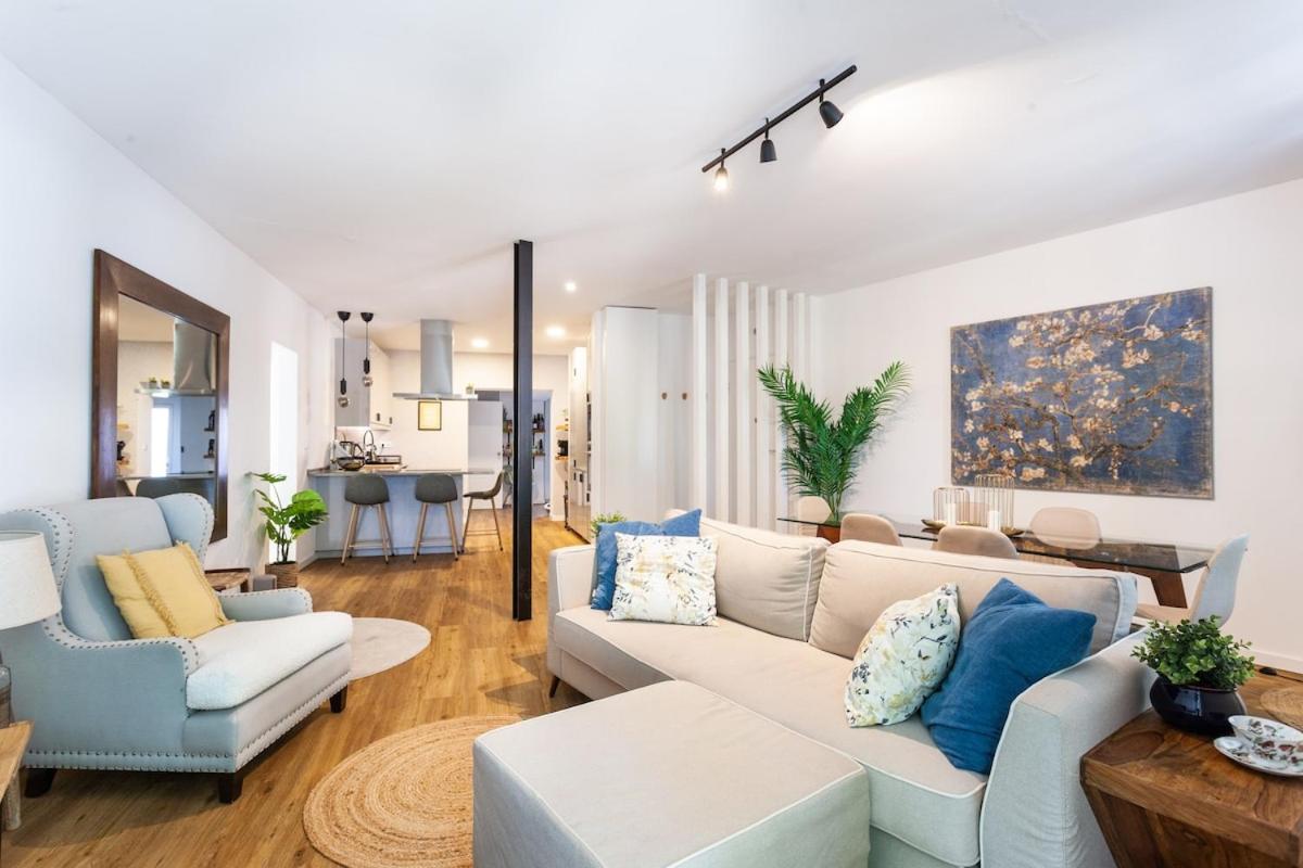 Carcavelos Central Apartment - B&B Carcavelos