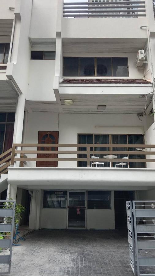 Stay On Sukhumvit Soi 11 - สเตย์ ออน สุขุมวิท 11 - B&B Bangkok