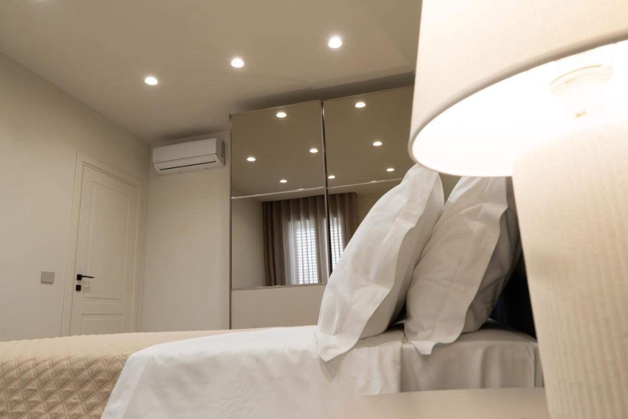 Deluxe One-Bedroom Apartment with City View