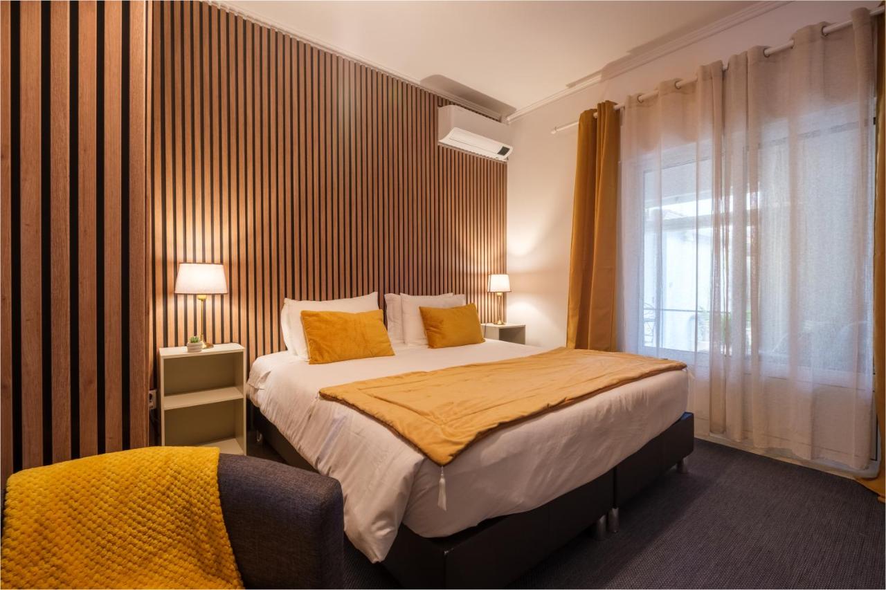 Suite with Garden View