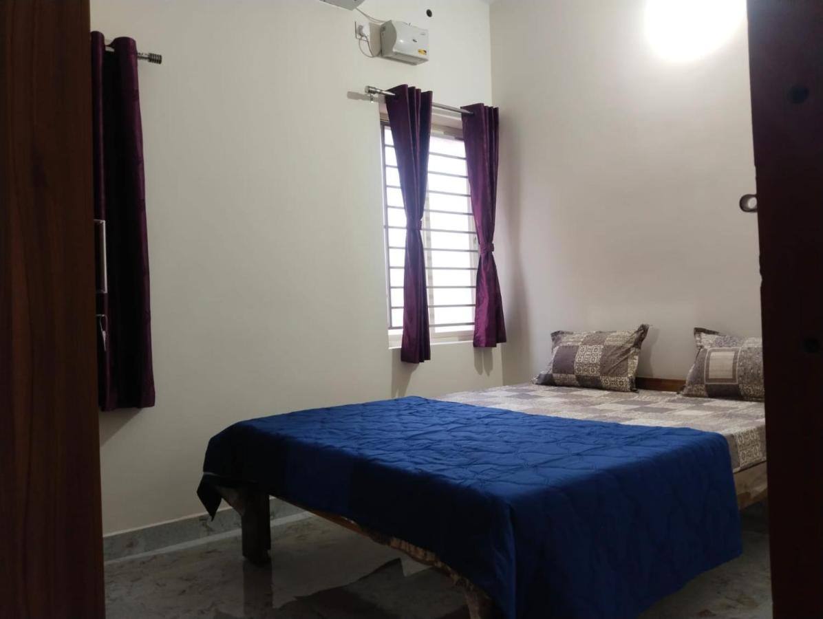 Sharada Vilas Homestay - Bed and Breakfast
