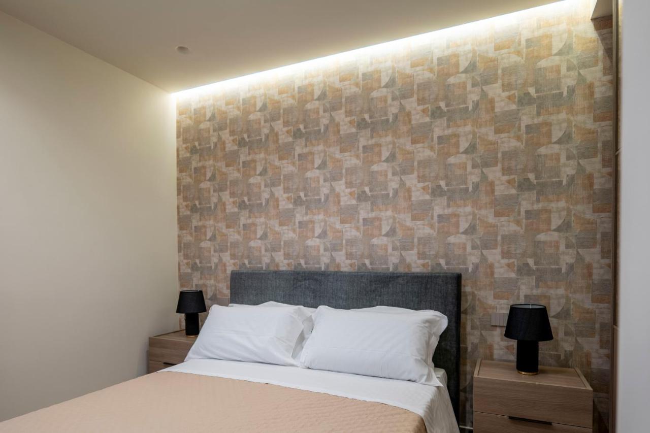 Superior One-Bedroom Apartment with Balcony
