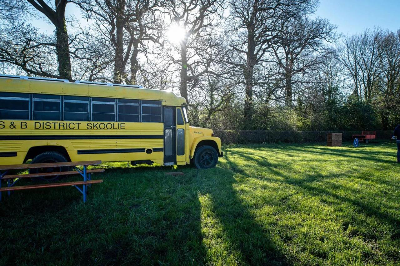 The Skoolie at Field of Dreams - B&B