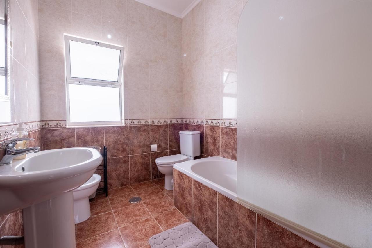 Triple Room with Shared Bathroom