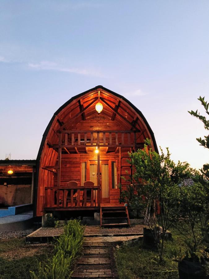 Raturinjani homestay - B&B Selong