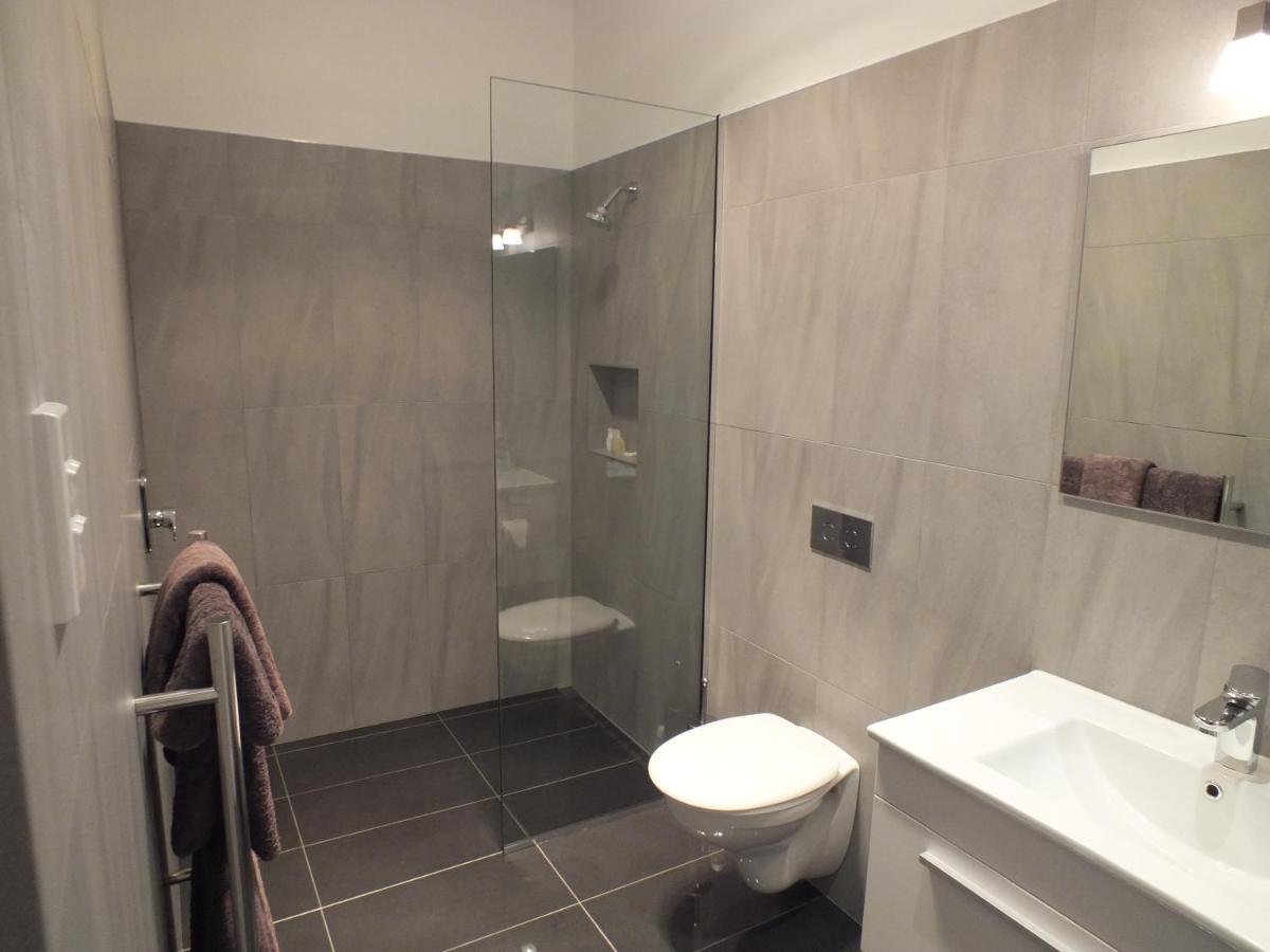 Deluxe Double Room with Shower