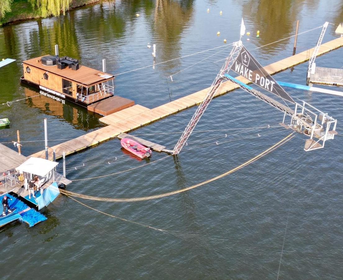 House Boat s výhledem na Wake Port - B&B