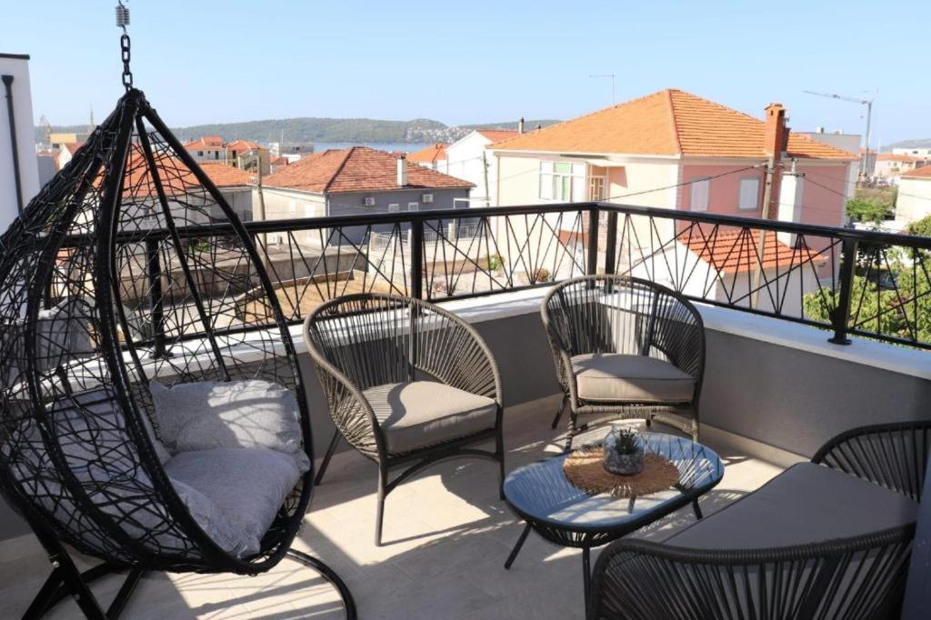Apartment Daisy - Ferienwohnung Trogir