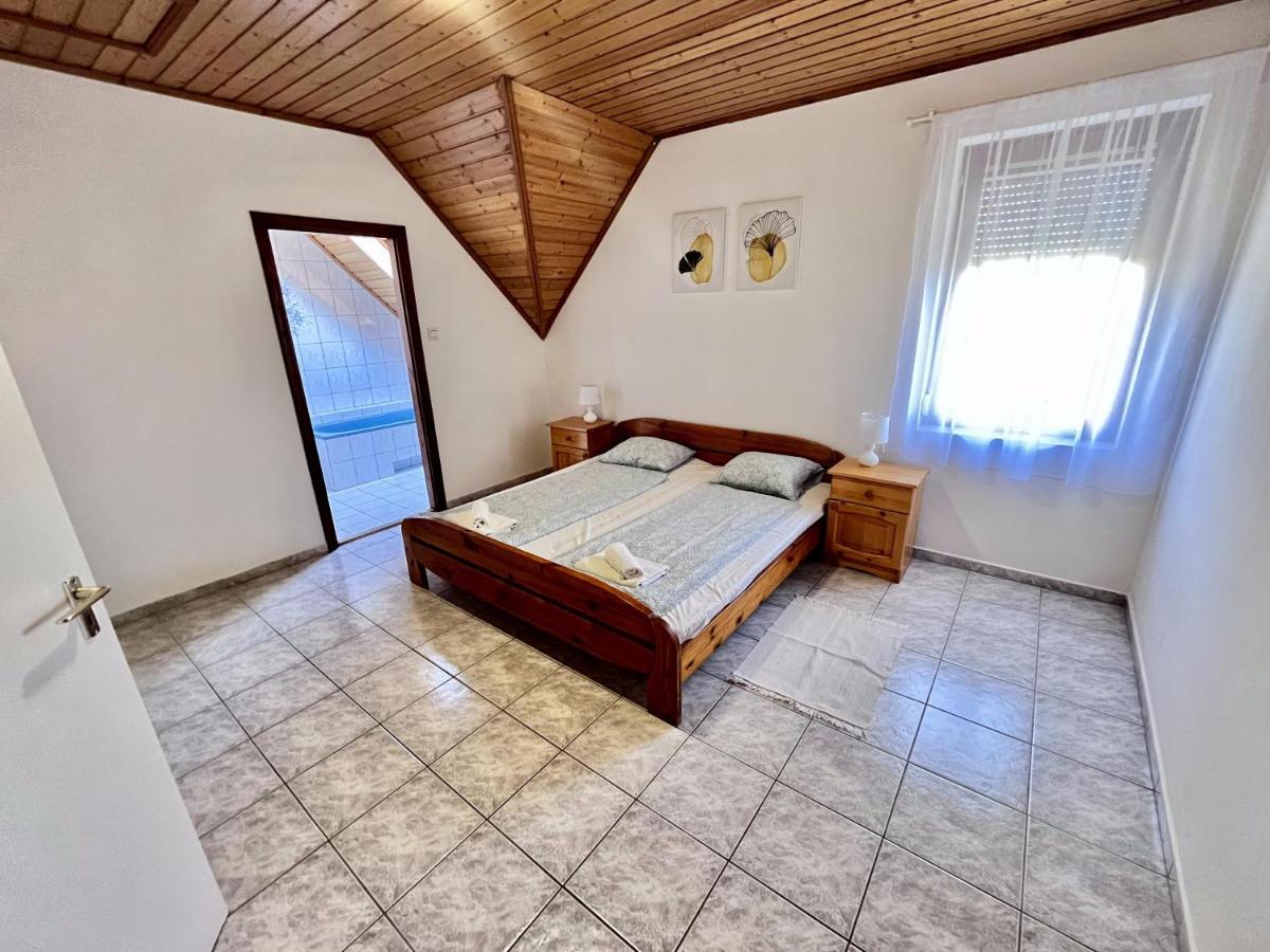 Apartment mit 2 Schlafzimmern