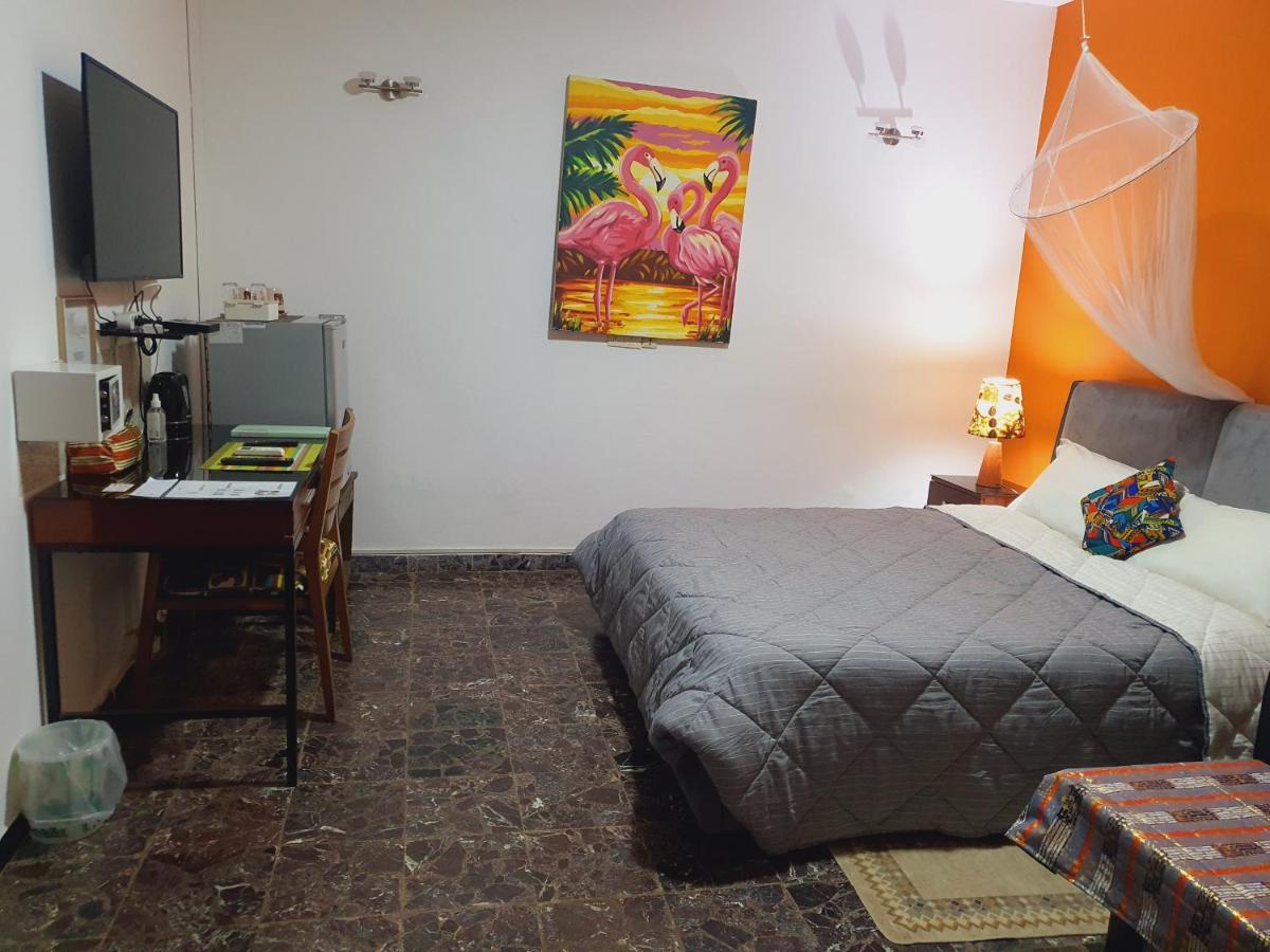 Queen Room with Garden View