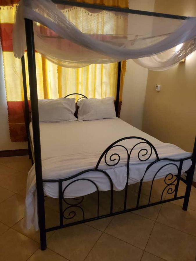 2M Tarangire Lodge - B&B