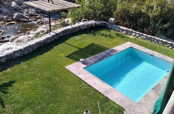 Casa linda de Chontay junto al rio - B&B Puerto Ferry
