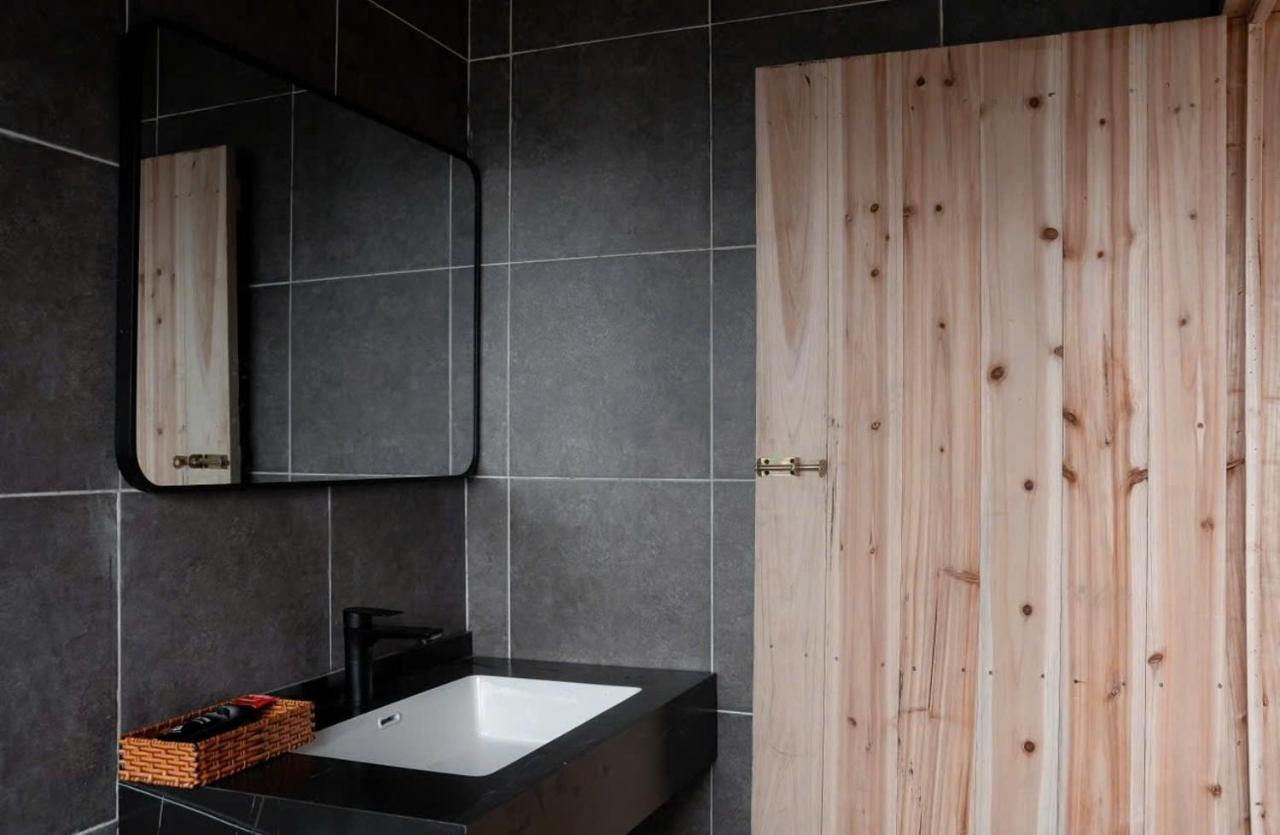 Chambre Lit King-Size - Vue sur Montagne