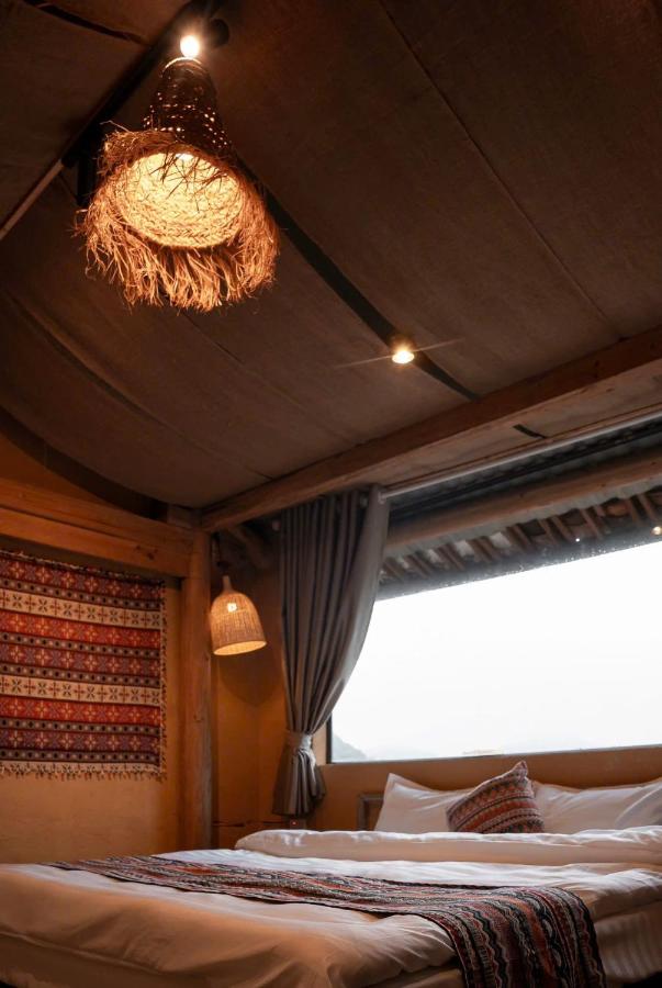 Chambre Lit King-Size - Vue sur Montagne