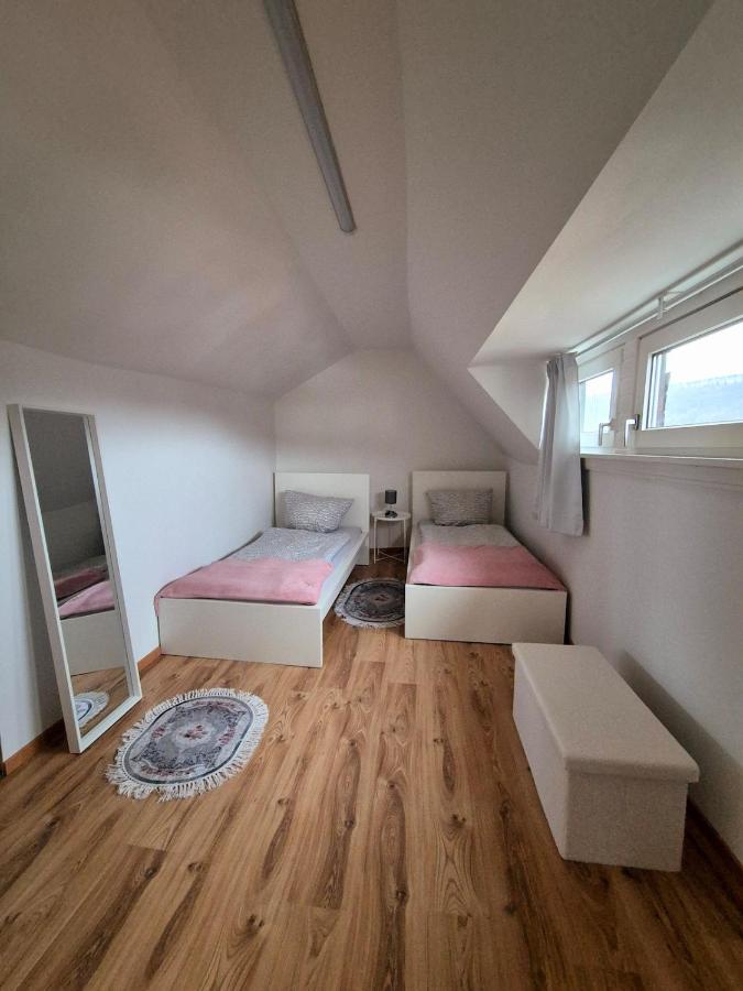 Schumacher Ferienwohnung - B&B