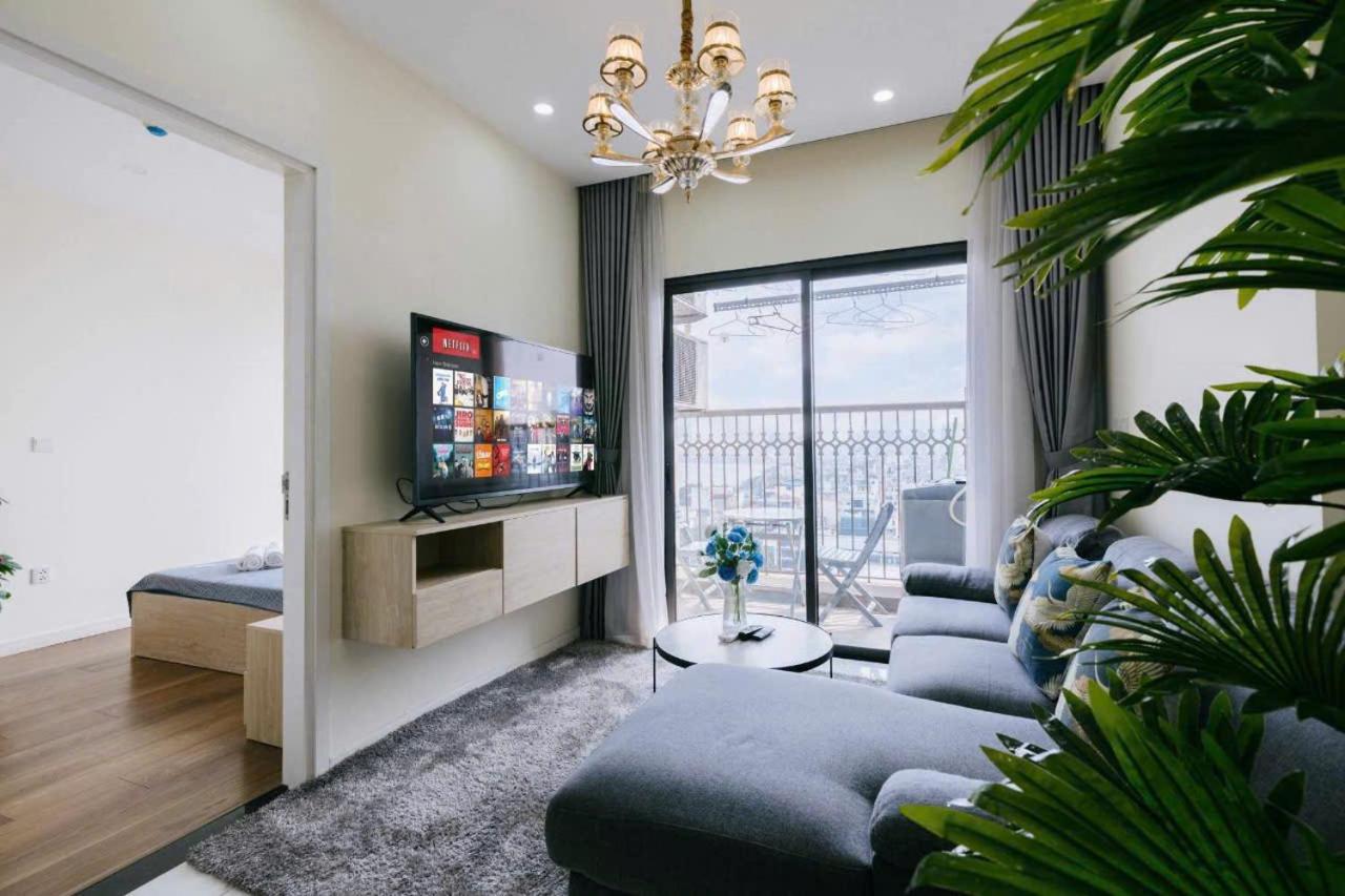 West Lake Luxury Apartment - D' Eldorado 659A Lac Long Quan - B&B Hanoi