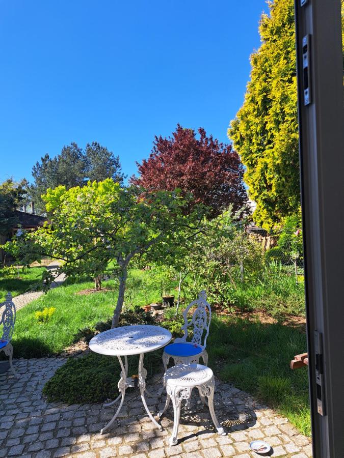 Pokój w domu z oranżerią i śniadaniem - Ferienwohnung