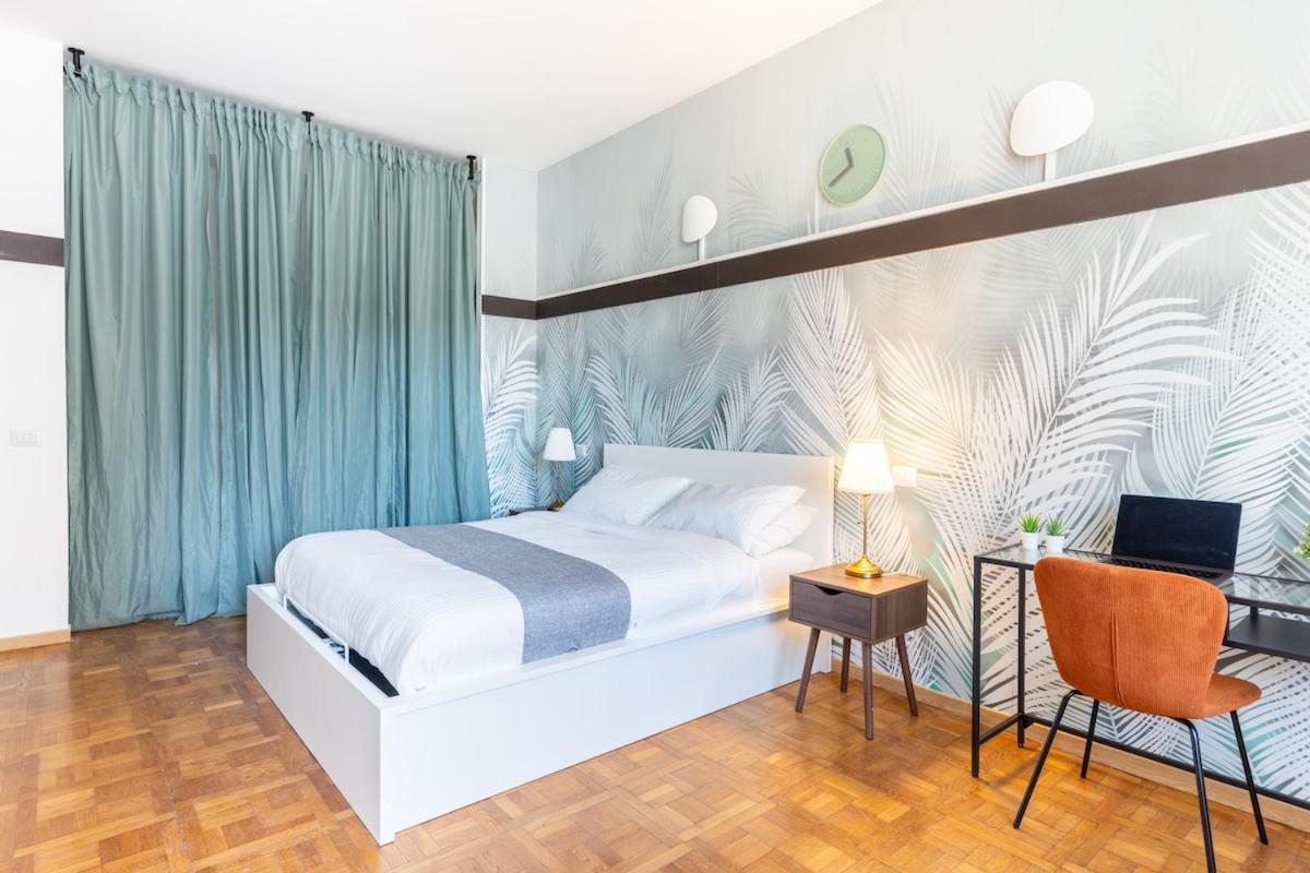 Duomo 5min - Torre Velasca - 2 Bedrooms - Netflix, Wi-Fi - B&B