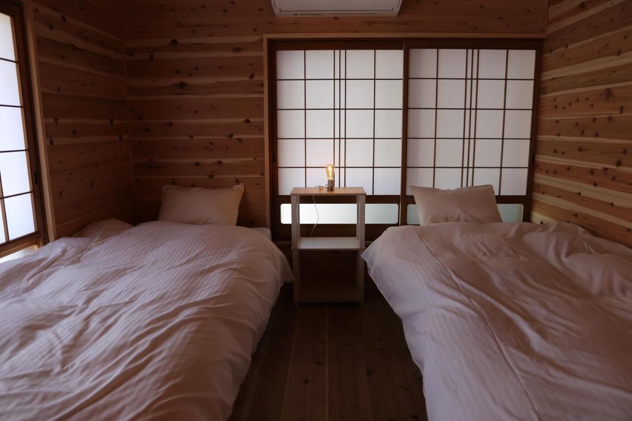 Twin Room with Mountain View