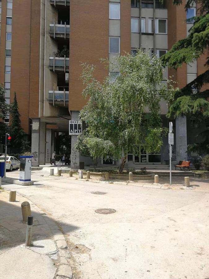 SKP-091 a&b - B&B