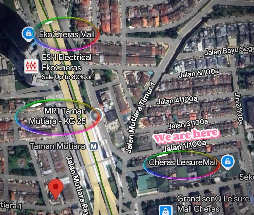 Mrt House with 2 parking lots at Cheras KL - Chambres d’hôtes