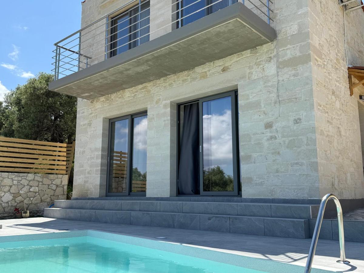 Villa Maria - Bed and Breakfast Stalós