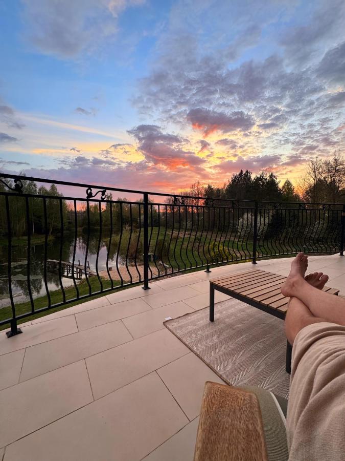 Apartament Jezioro Łabędzie - B&B