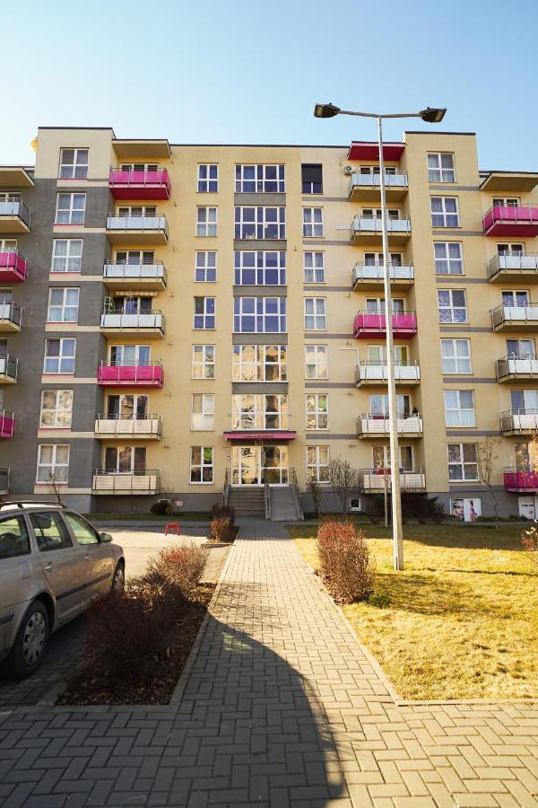 Studio-Apartment mit Balkon