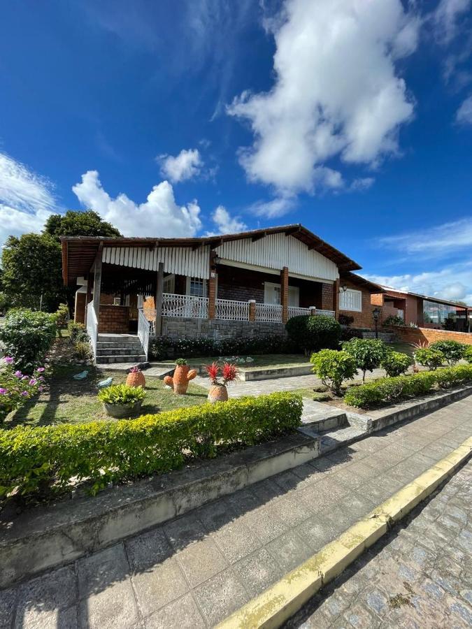 Casa em condomínio para 12 pessoas - Gravatá-PE - B&B