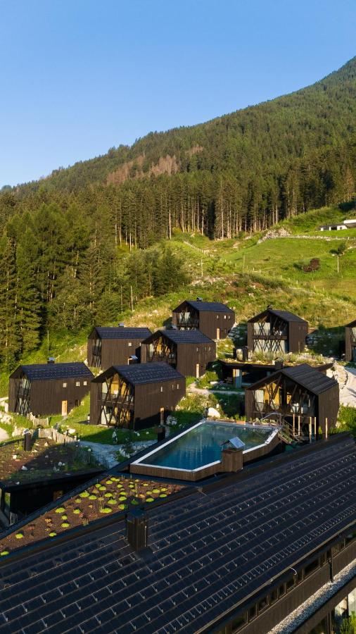 Amus Chalets Dolomites - Luxury Chalets South Tyrol - B&B