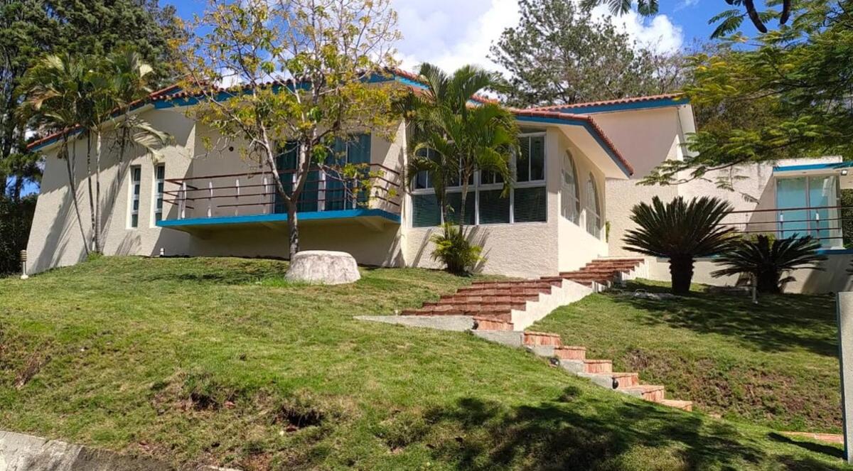 La Mansion en SAJOMA Villa 15 3br with private Pool - B&B