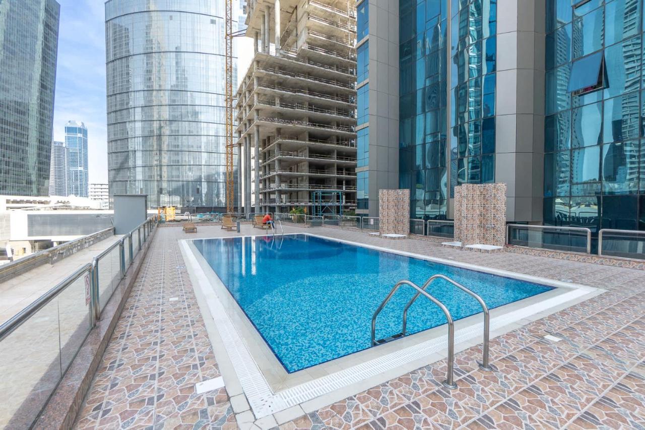 Extravagant 2BR Apartment in Ontario Tower for 4 - Ferienwohnung Dubai