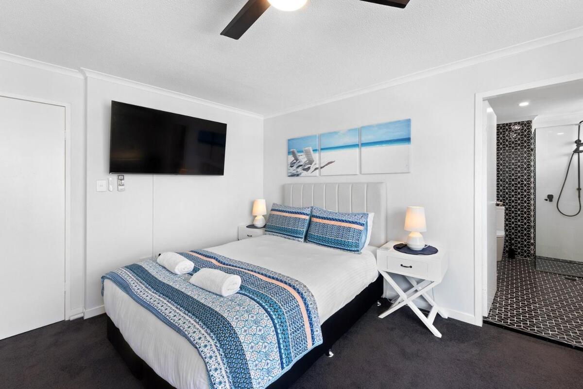 Beach Studio Ocean Views Level 17 Pool Gym Sauna - B&B