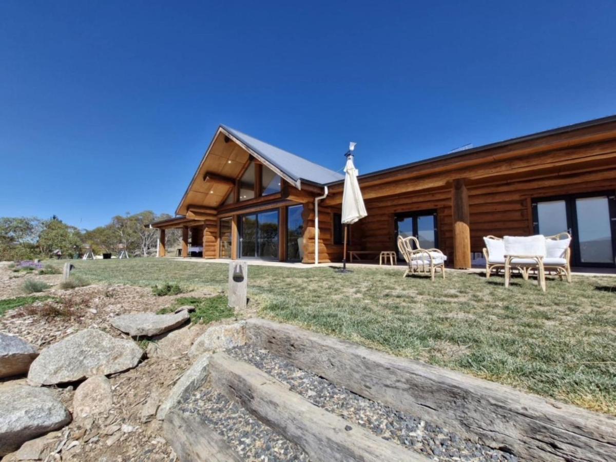 The Log House - Jindabyne - B&B