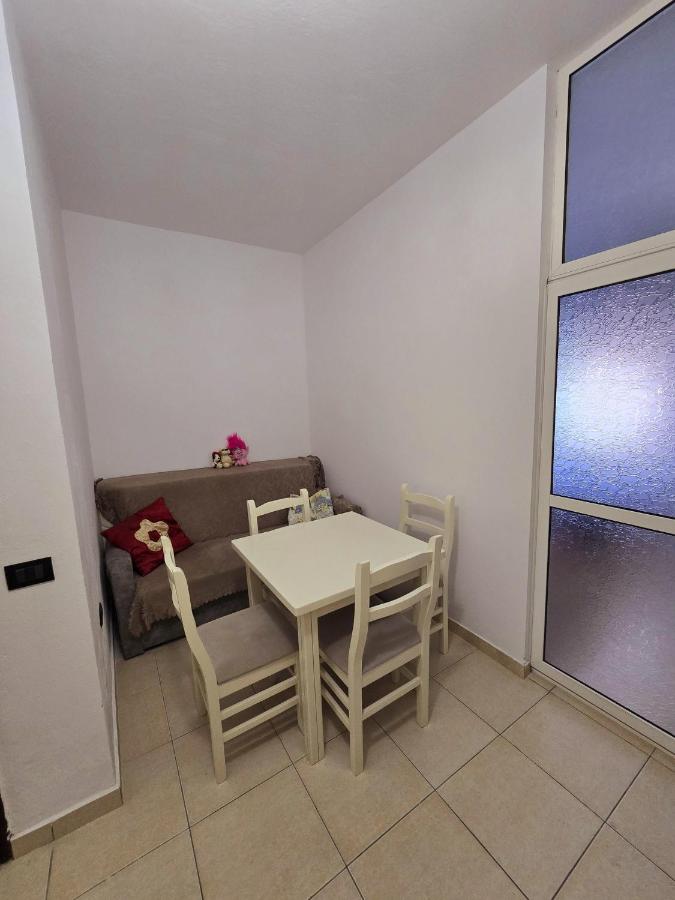Luxury Comfort Apartament - Ferienwohnung Durrës