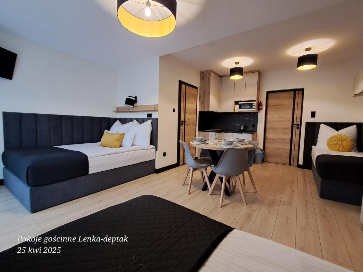 Vierbettzimmer mit eigenem Bad