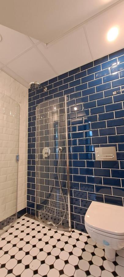 Hobupostijaama maja - B&B