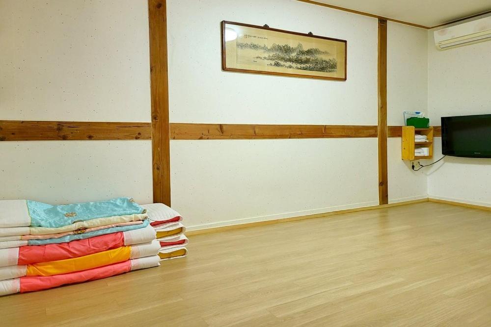Double Room 2