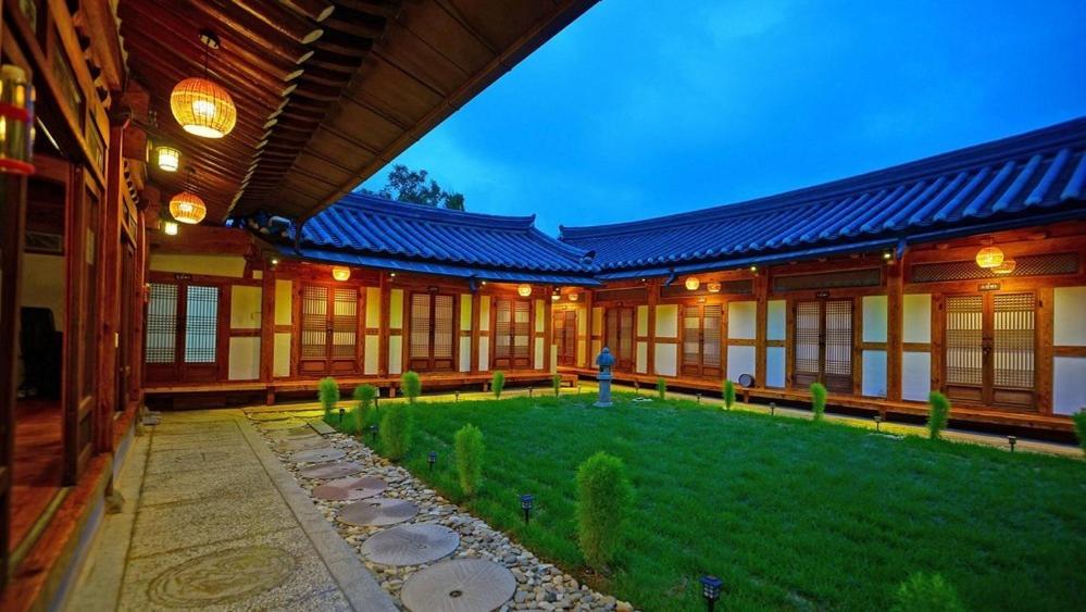 Jeonju Pungnamheon Hanok Stay - B&B